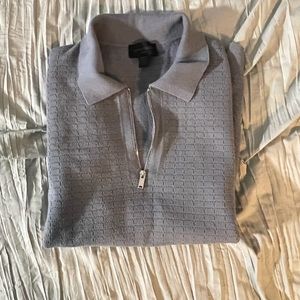 Light blue (almost gray) MAGASHONI T-shirt